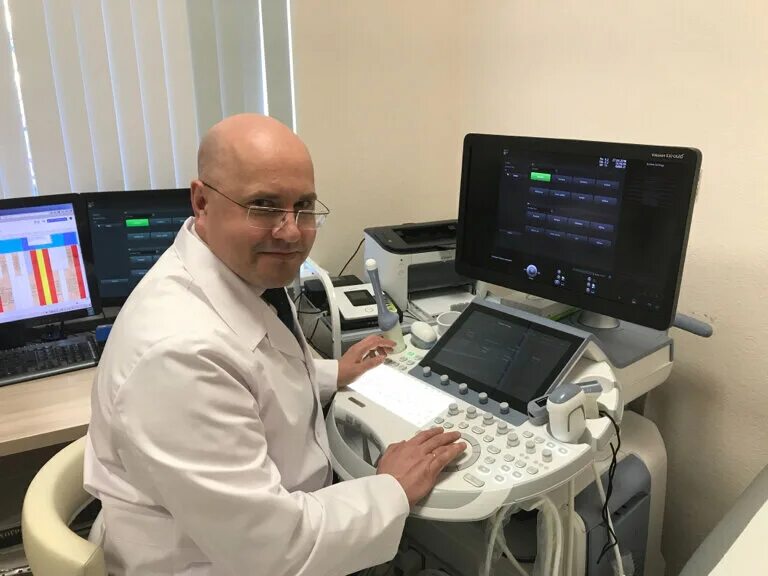 узи 21 век на стачек. смирнов узи орел. современное узи. кабинет узи-диагностики фэнтези. узи аппарат для животных.