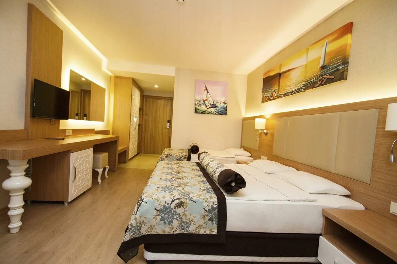 Сьют отель. Сьюит. Suite laguna hotel 3 анталья. Блю вейв отель турция 4. Отель venus турция.
