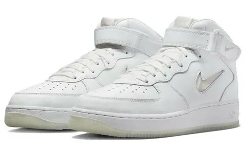Nike air force medium
