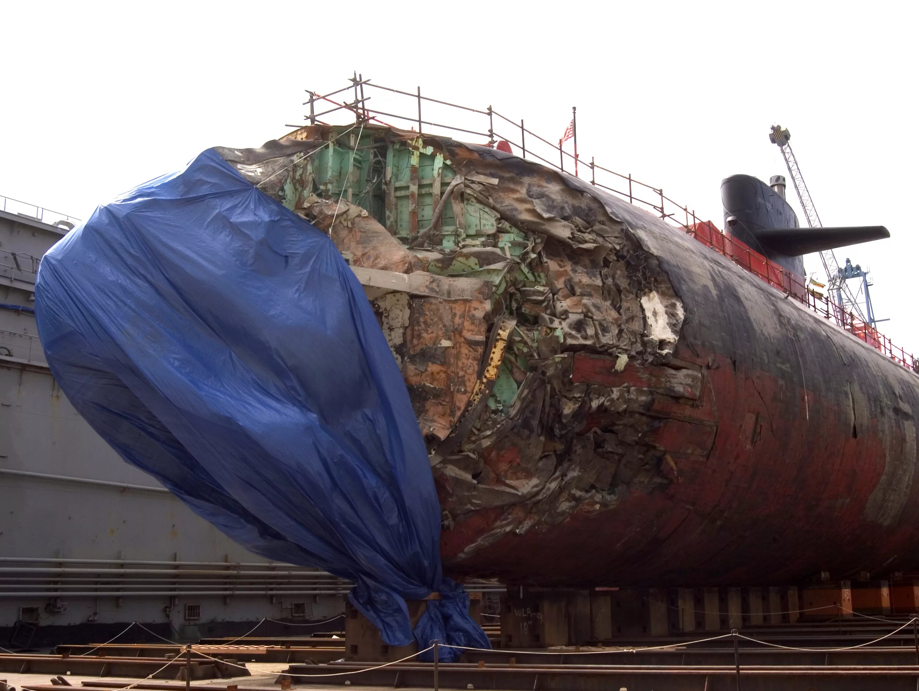 Где затонул курск подводная. К-141 «Курск» затонувшая. Подводная лодка к-141 «Курск». Атомная подводная лодка Курск. К-141 «Курск».