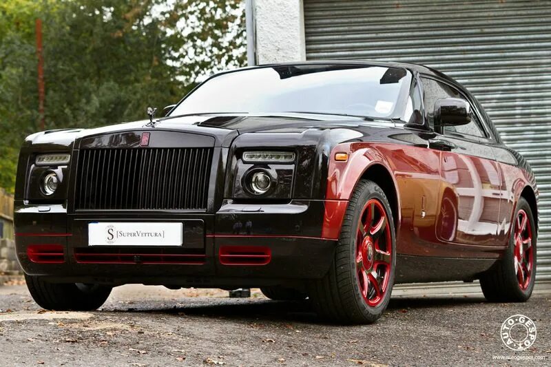 Роллс отзывы. Rolls-Royce Phantom тюнингованный. Роллс Ройс Фантом в обвесе. Тюнингованный Роллс Ройс. Rolls Royce Phantom Bunker.