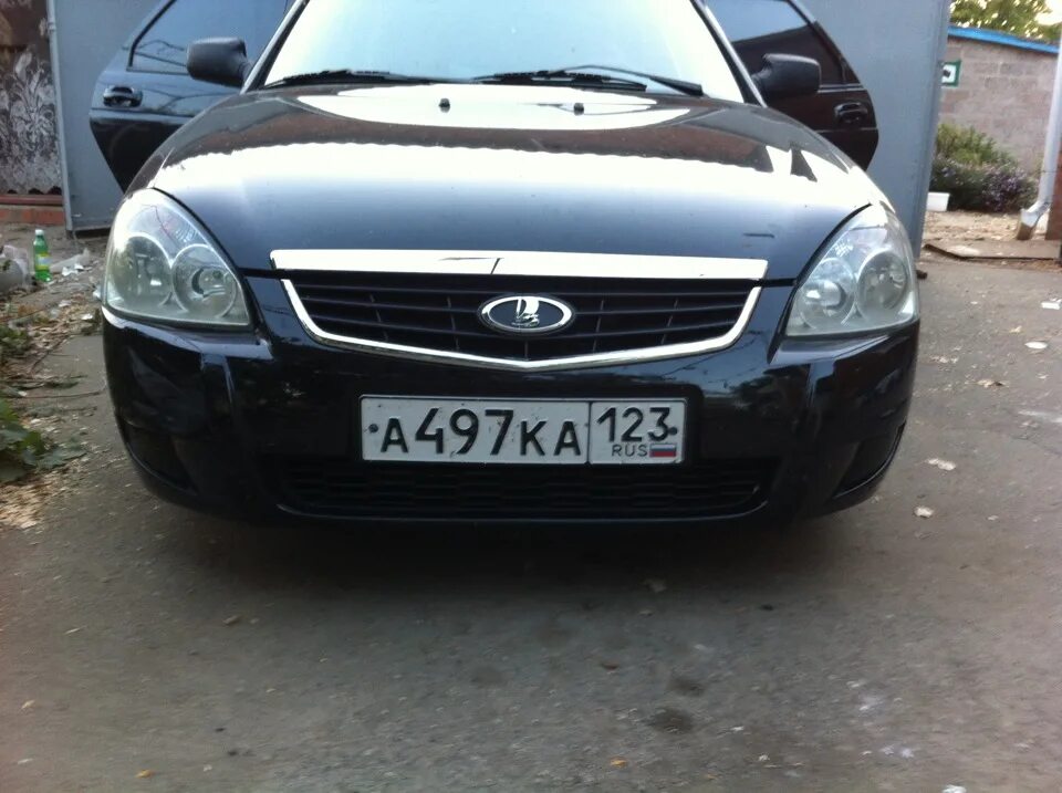 Задняя сабля в белую пленку. - Lada Приора седан, 1,6 л, 2011 года стайлинг DRIV
