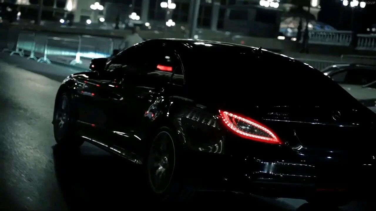 Машина песня на ночь. Mercedes CLS 63 AMG Night. Мерседес CLS 63 АМГ ночью. Мерседес CLS 63 AMG Бандитский. Mercedes CLS 63 AMG черный.