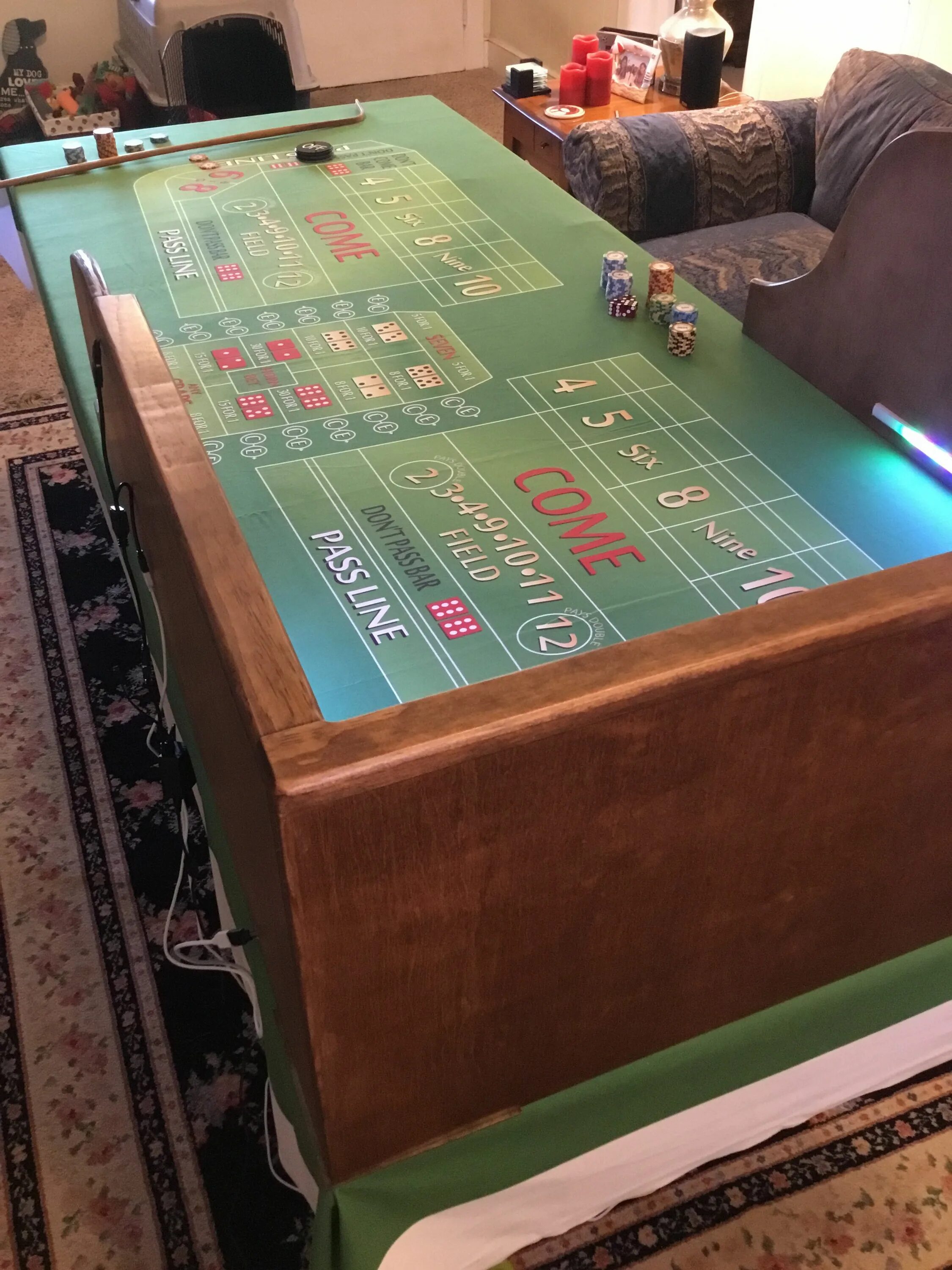 Back board. Покерный стол своими руками. Craps Table. Покерный стол 5 местный. Craps Board.