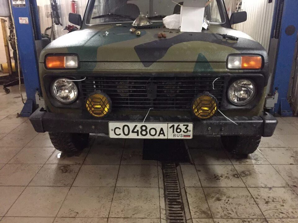 Птф на ниву 21214. Нива 21214 с противотуманками. Ваз 21214 нива птф. Противотуманные фары на ниву 2131. Птф ваз 21213.