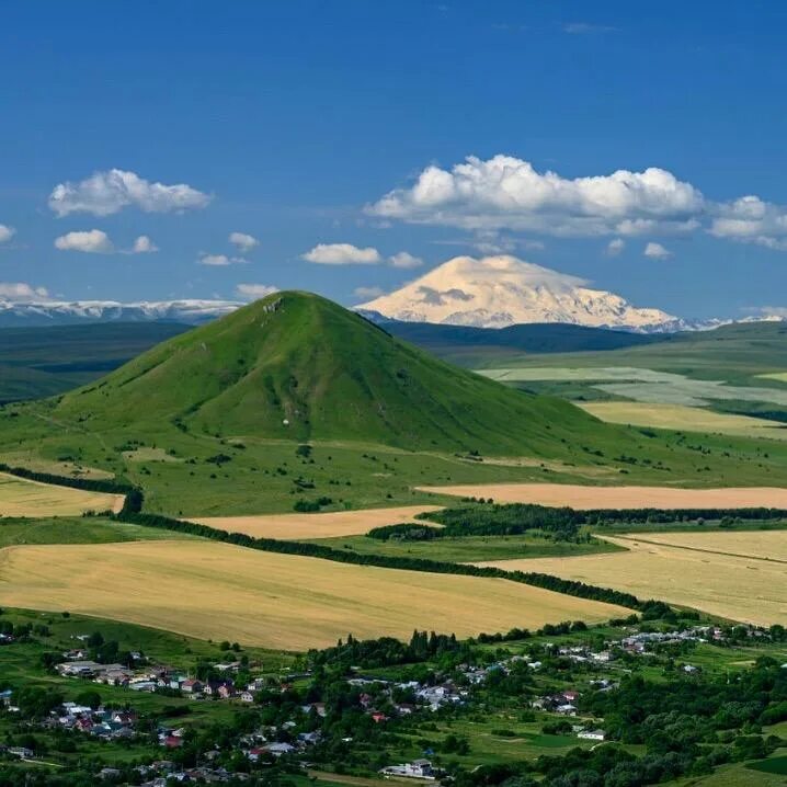 Юца предгорный ставропольский край. Джуца 1-я. Лакколиты гора Бештау. Гора Юца. Село Юца Ставропольский.