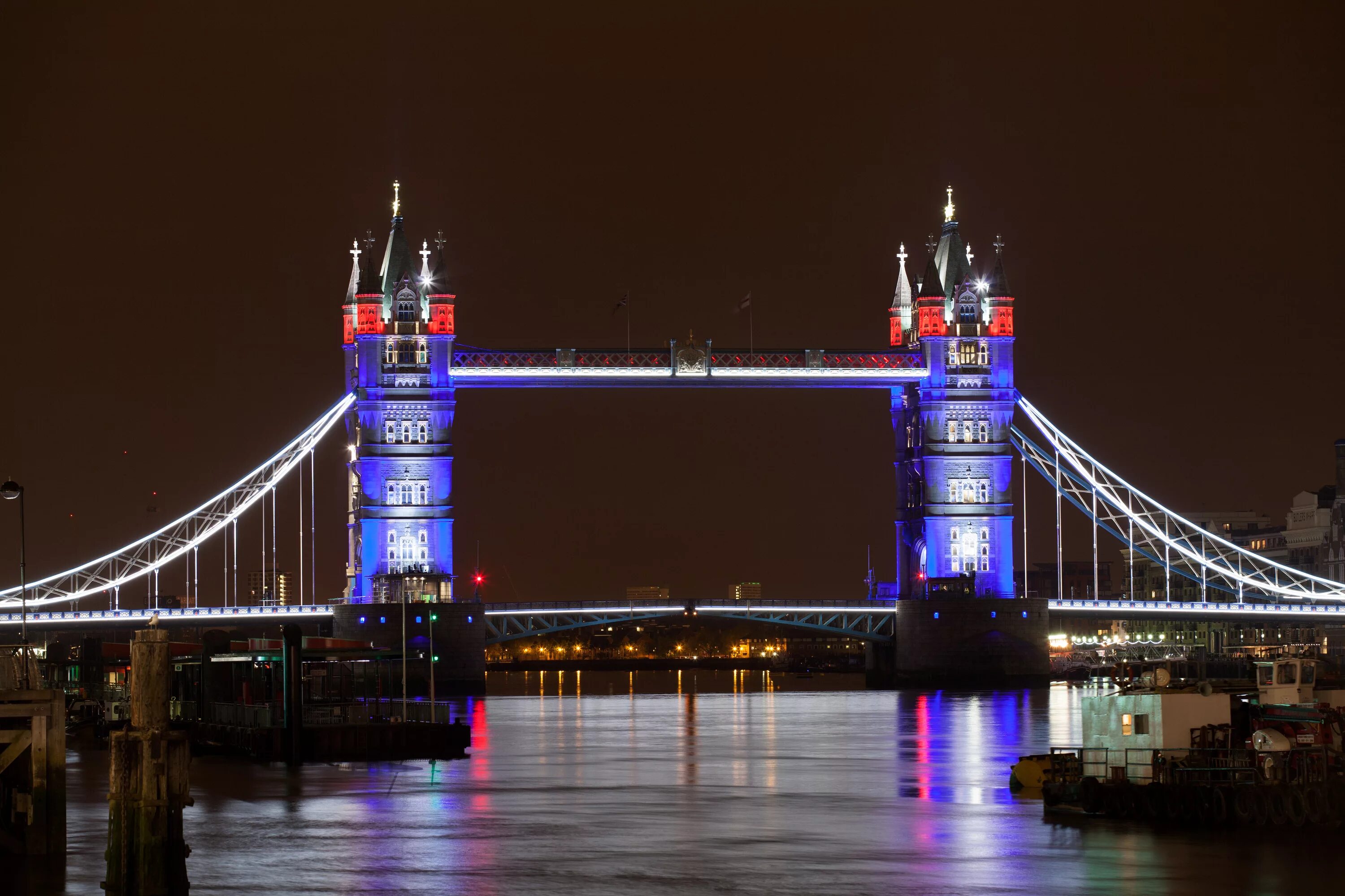 Включи london bridge