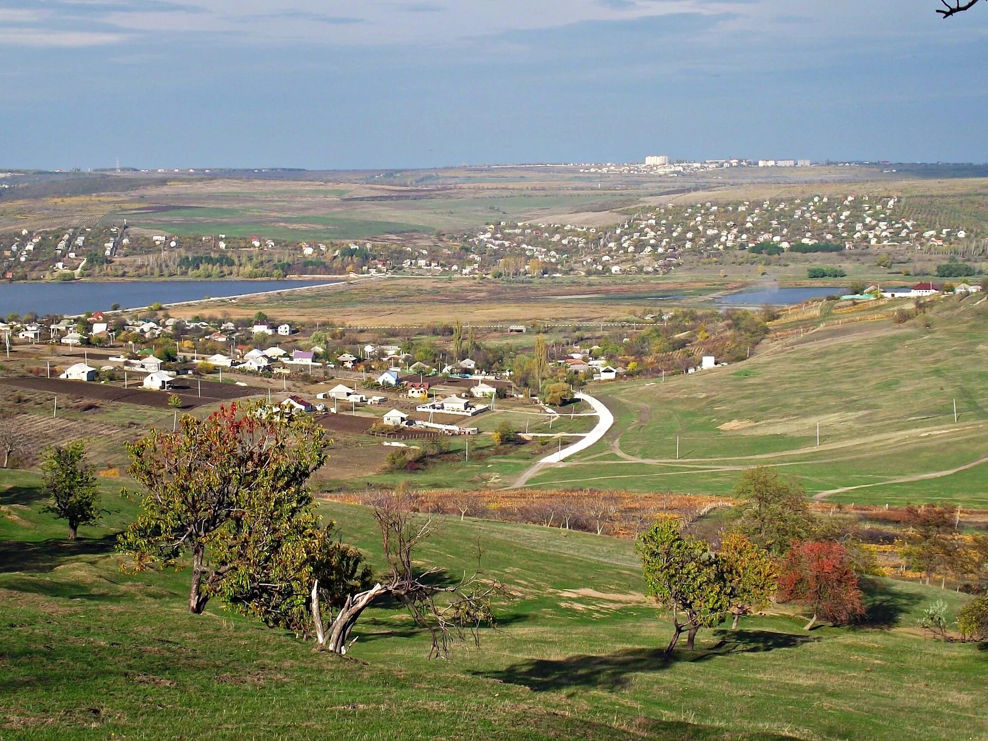 Село вк. Село Рэчула Молдова. Село Хыртоп Молдова. Село Марандены Молдова. Село Милешть Молдавия.