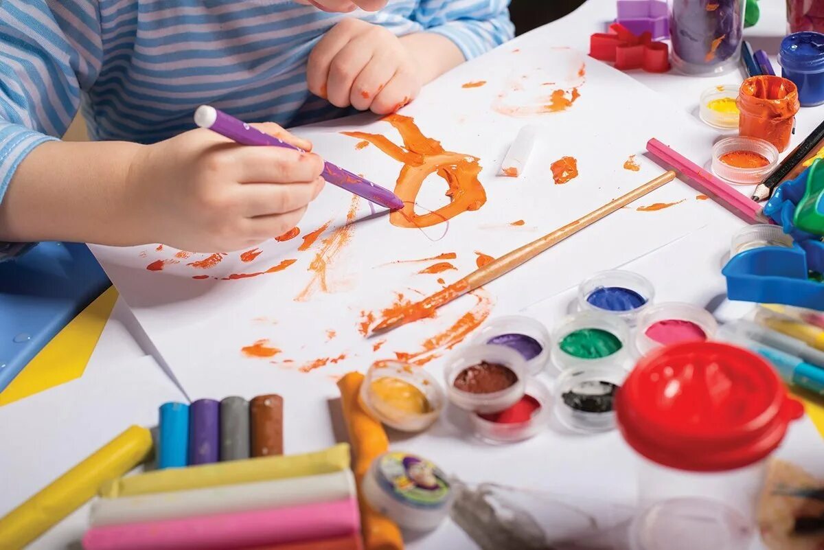 Детский творческий. Дети творчество. Детское творчество рисование. Художественное творчество. Художественное рисование для детей.