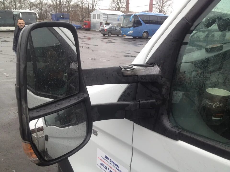 Купить Корпус зеркала правого (нижний) Iveco Stralis с 2007г в Екатеринбурге по 