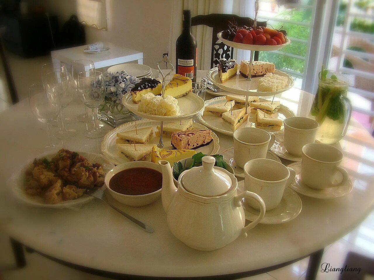 English afternoon. Tea Table. Стол для чая в больнице. English afternoon Tea. English Tea Table.