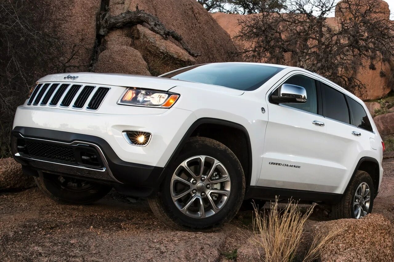 Cherokee limited. Jeep Grand Cherokee 2015. Jeep Grand Cherokee Limited 2014. Джип Гранд Чероки 2015-2017. Jeep Grand Cherokee Limited 2015.