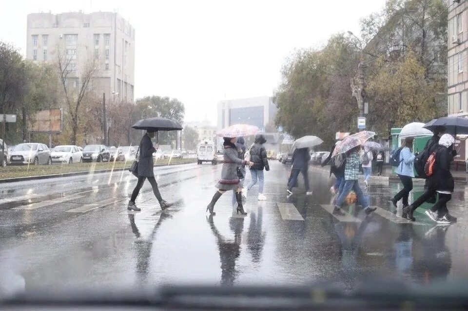 Приволжский гидрометцентр погода в самаре. Дождь Самарской области. Дождливая Самара. Луганск дождь. Дождь в Самаре сегодня.
