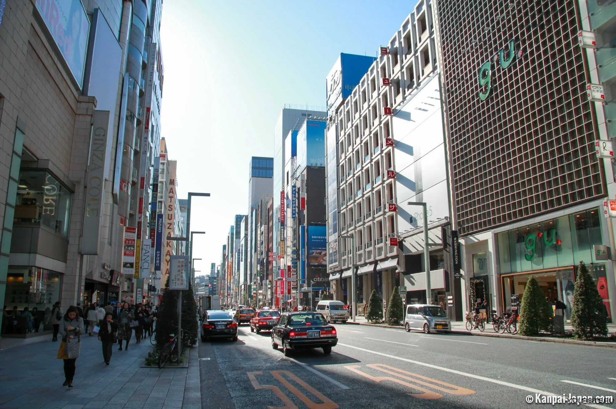 Ginza tokyo. Квартал Гиндза в Токио. Район Гинза в Токио. Улица Гинза в Токио. Япония район Гинза.