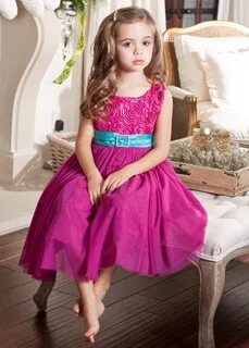 Sister dresses