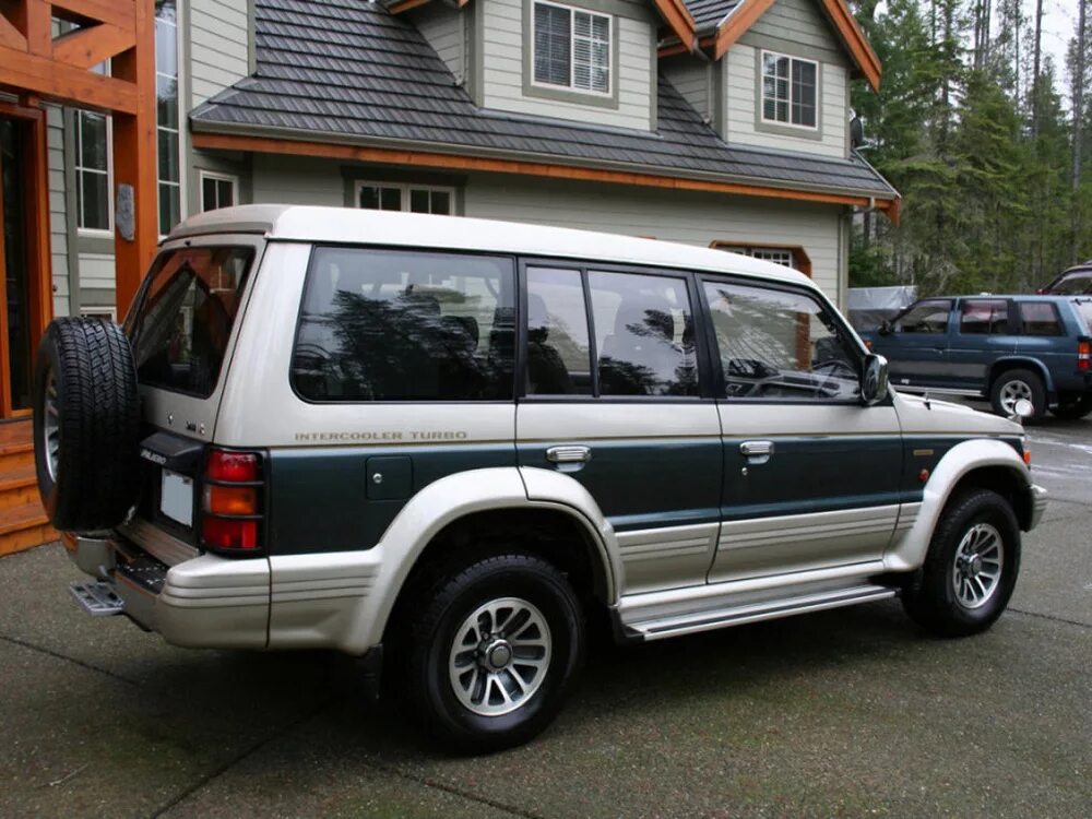 Mitsubishi pajero ii 3. митсубиси паджеро 1997г. 5л mitsubishi pajero. паджеро 2 3. вакуум mitsubishi pajero 2 6 g 74.