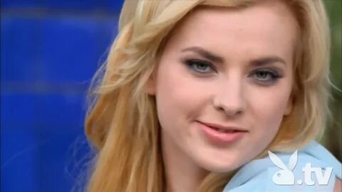 Ол оның қынапшасына кірді