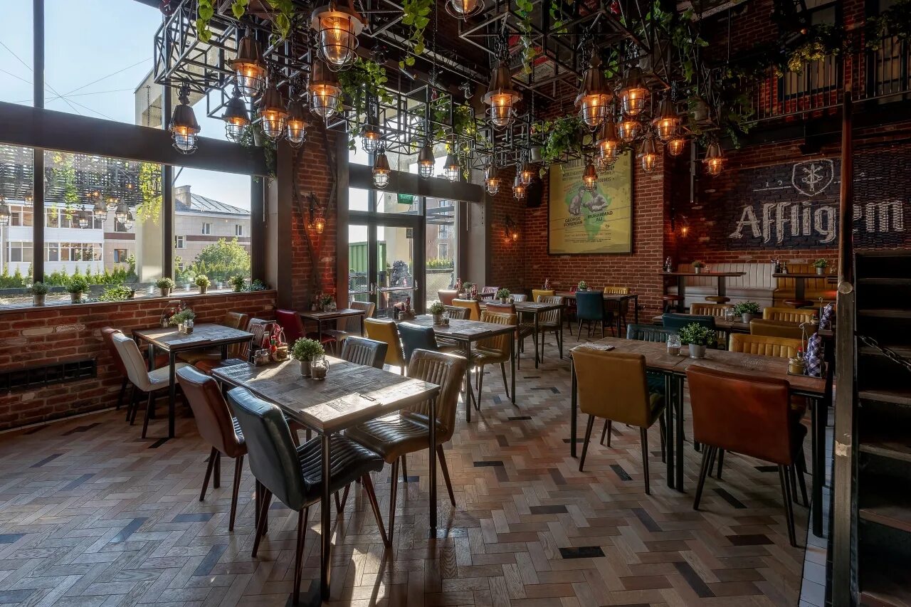 Stock one bar. Stock exchange мумбаи бар. лок сток баррель казань. москва ворк бар. Bar waitress.