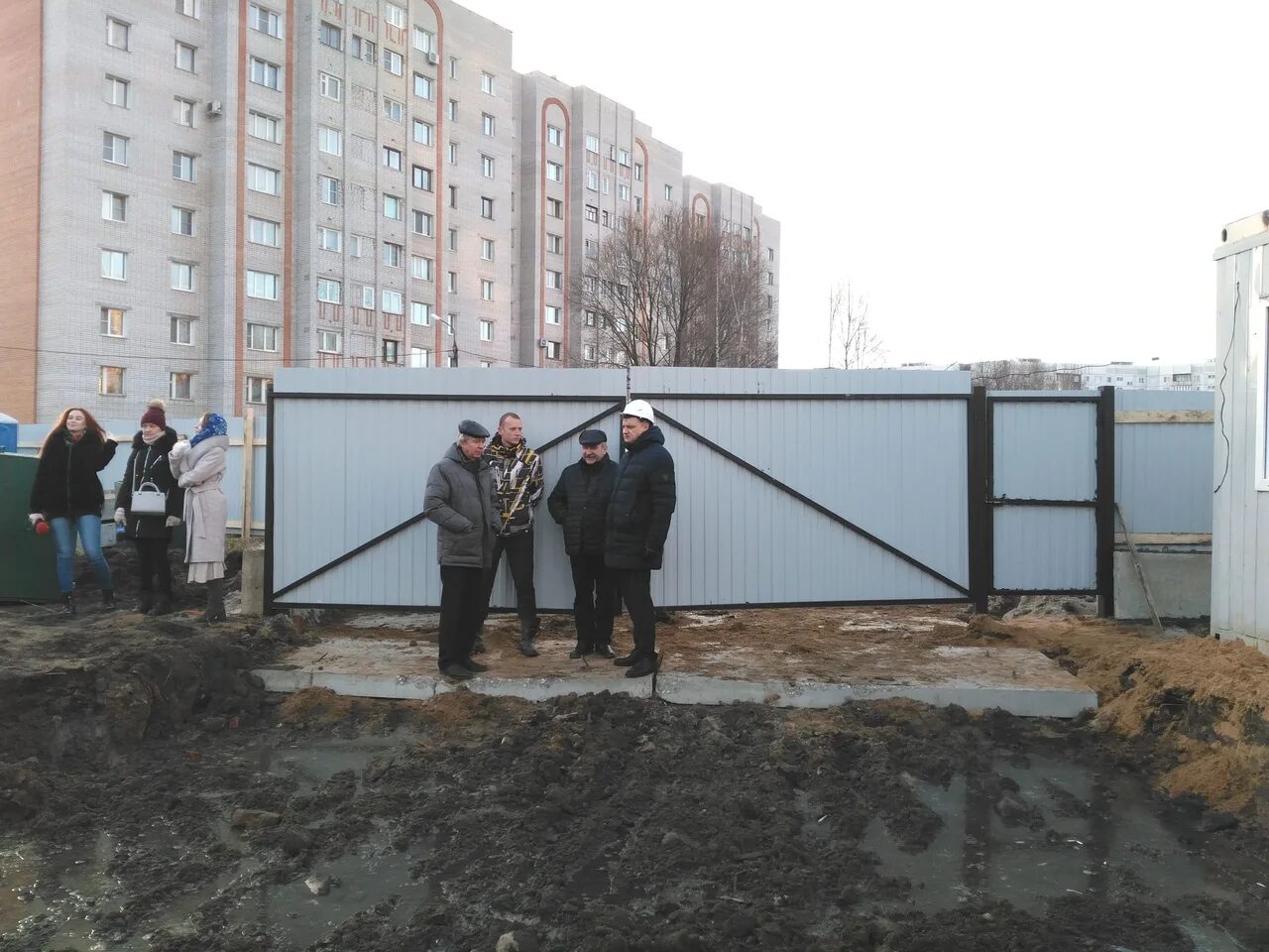В ярославле будет построен. В ярославле построят. Стройка фото. Котлован. В ярославле будет построен.