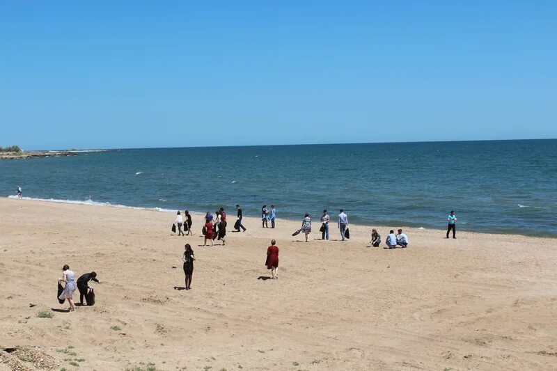 каспийское море дербент набережная. дербент пляж бриз. фото пляжа дербента. фото пляжа дербента. дербент пляж бриз.
