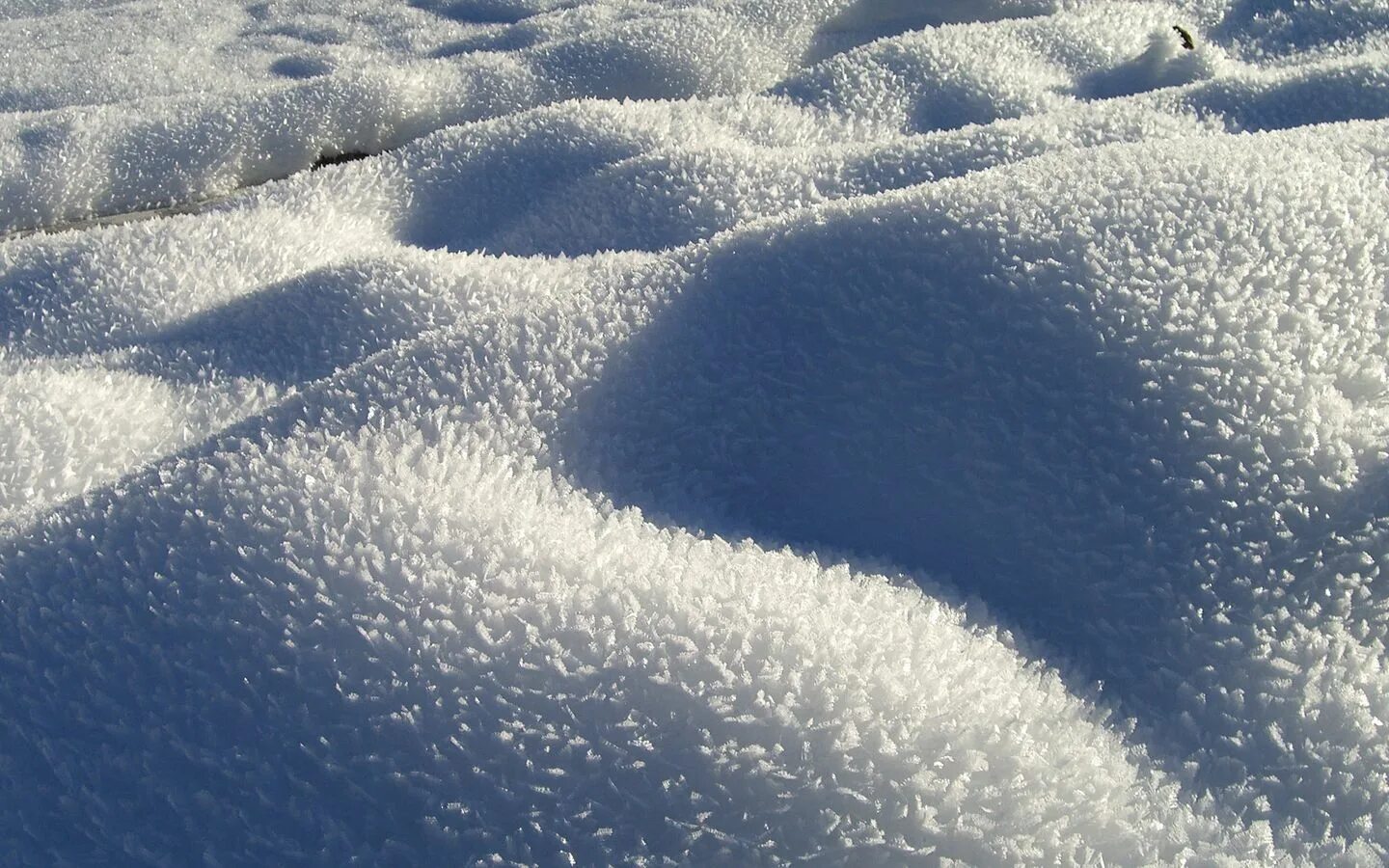 Снег. Снег сугробы. Снег картинки. Снег лежит. Скорость снежок