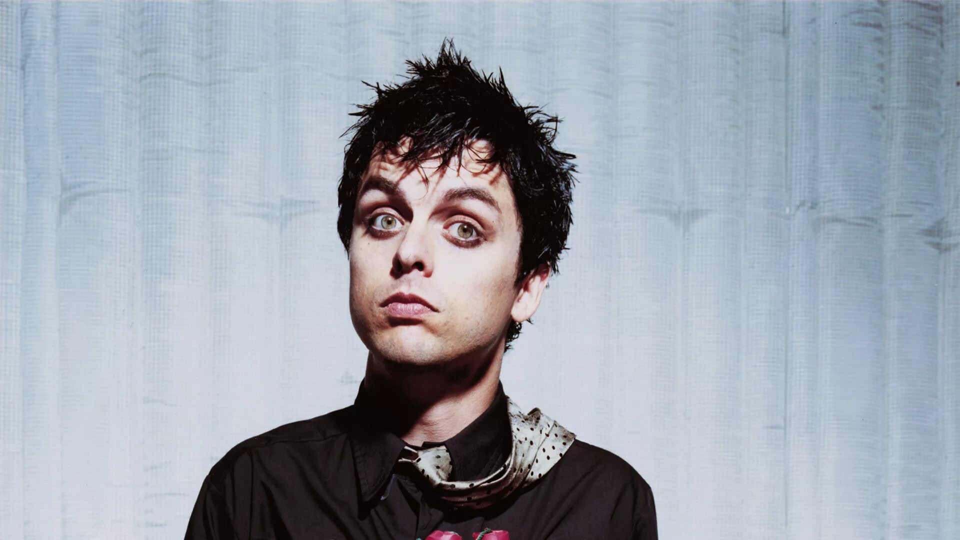 Вокалист грин дэй с женой. Билли джо армстронг 2023. Green day солист. День билли. Джо армстронг грин дэй.