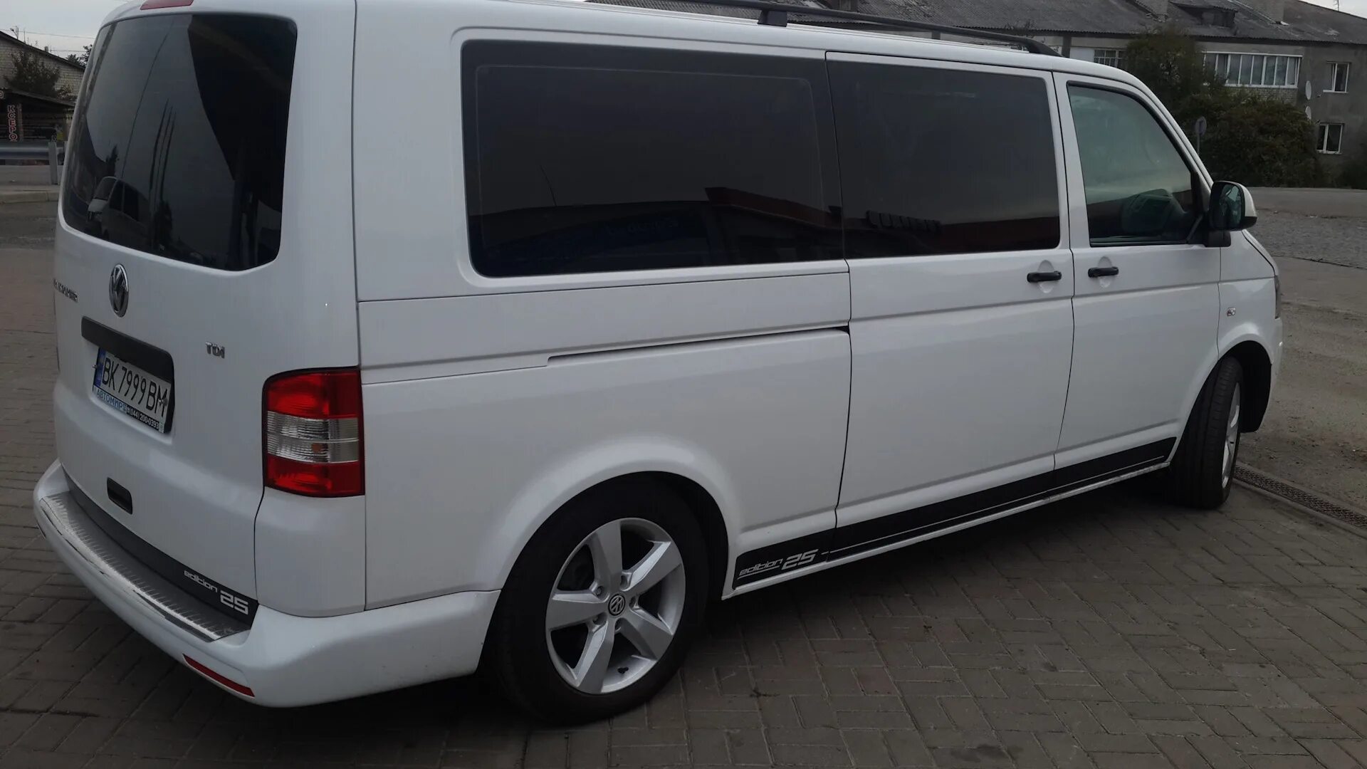 Фольксваген т5 25 Edition. Volkswagen Transporter т5 Лонг 2010. VW t5 t5 GP. Фольксваген Каравелла т5.