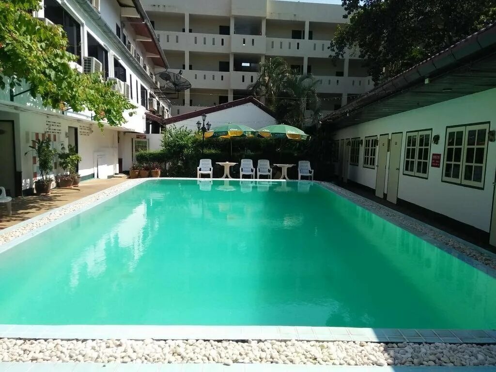 Karon view resort 3 пхукет карон. Отель karon view resort. karon view resort 3 phuket karon. отель karon 3 тайланд. karon view resort 2*.
