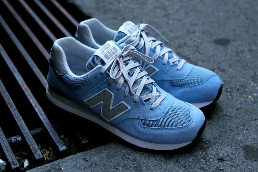 New balance 574 blue white. New balance 220r. New balance light. Кроссовки нью баланс 370 голубые. New balance 574 blue.