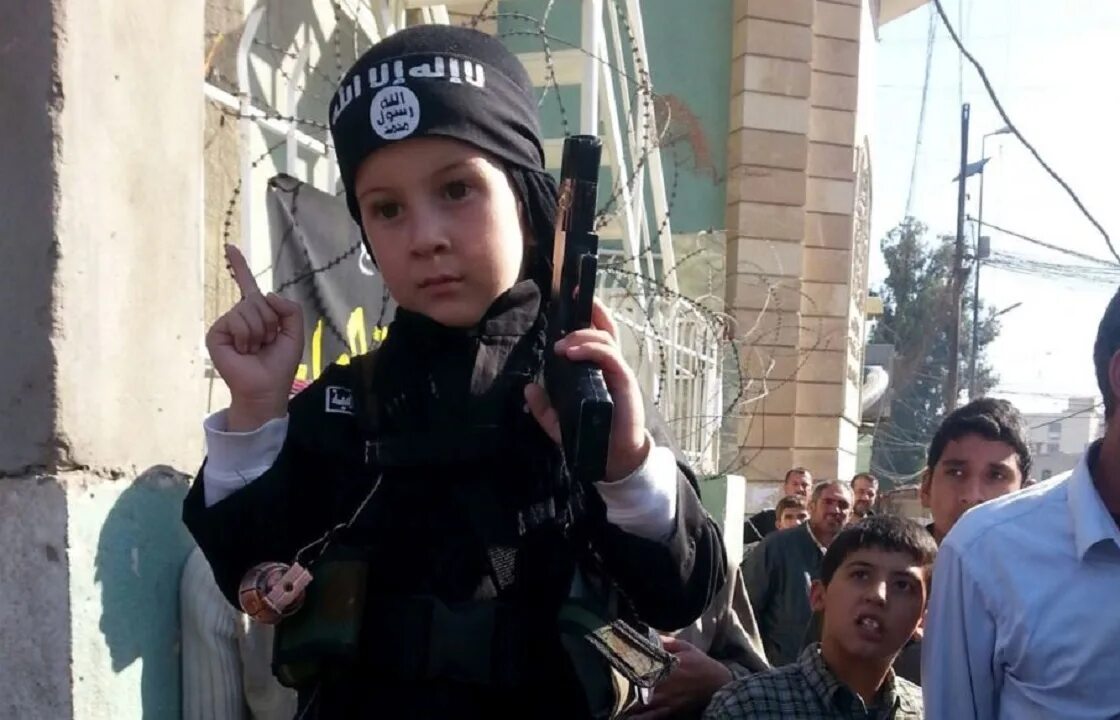 Мухамед Ходжиев Сурия ИГИЛ. Исламское государство дети. Игил виноват в теракте