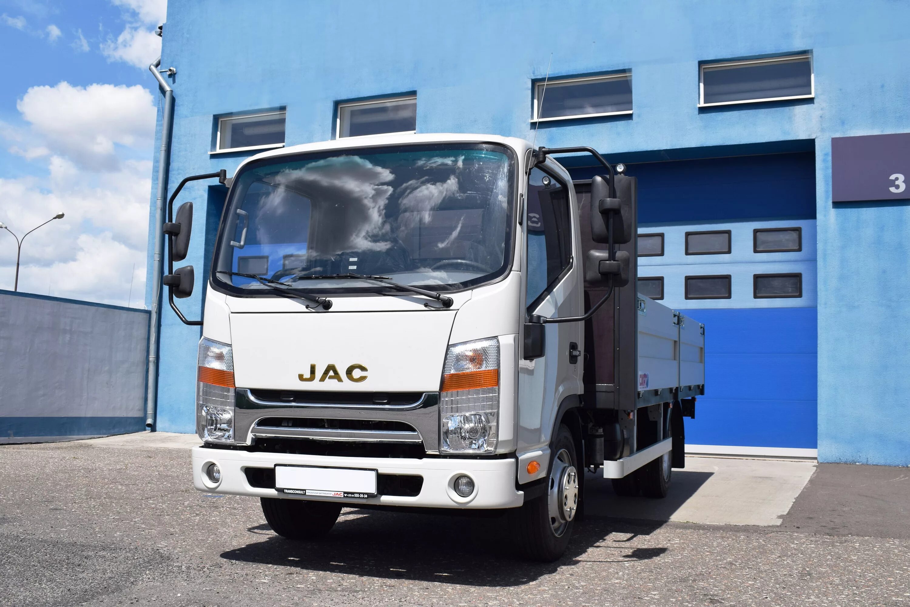 Jac фургон. JAC n120. Грузовой JAC n120. JAC n120 самосвал. JAC 5 тонник.