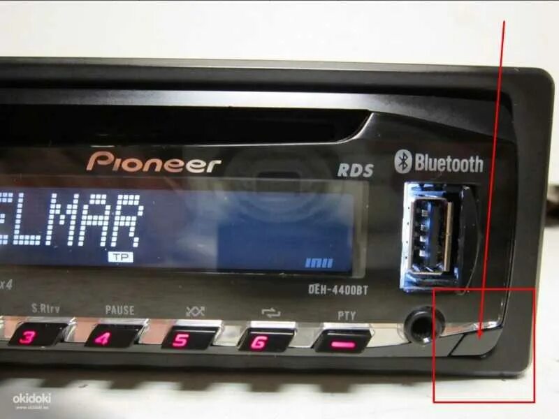 Есть ли в магнитолах блютуз. Панелька Пионер Pioneer deh 5600bt. Автомагнитола Pioneer deh-4400bt. Pioneer deh 6450bt блютуз модуль. Магнитола Пионер dv6606.