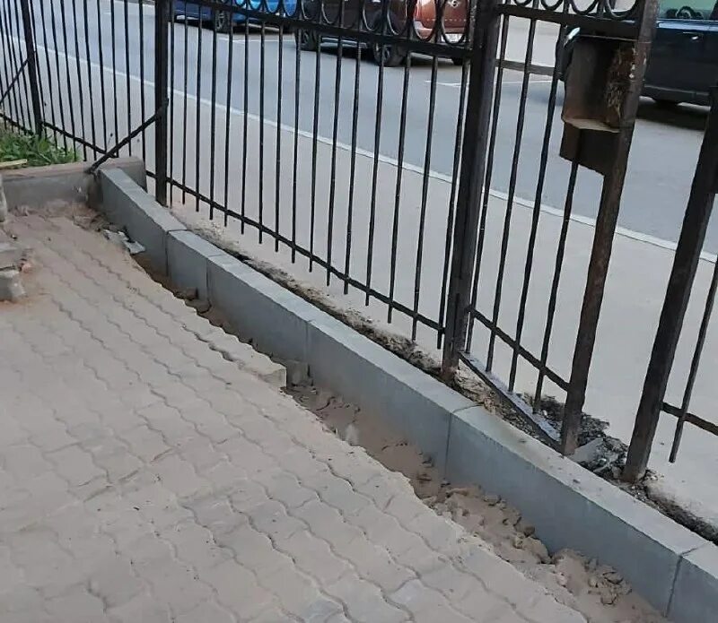 Донецк киевский район сегодня. Соседка посадила ёлки перед моими окнами. Посёлок энергетик пятигорск лагерь машук. Недавно въехавший жилец. В чите застрелили девочку.