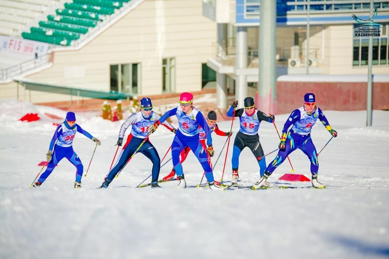 Спорт новости кз. Лыжные гонки Казахстан. Лыжный спорт в Казахстане. Полиатлон лыжные гонки. Зимний полиатлон.