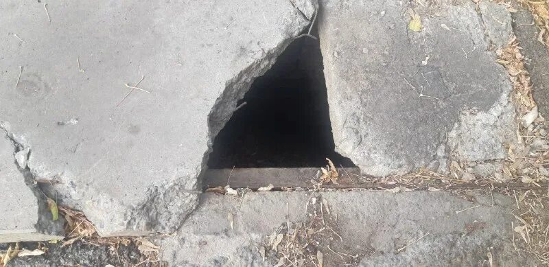 канализационного коллектора ду1800. канализационный коллектор d800. глубина коллекторов. коллектор в рязани. многопластовые месторождения нефти и газа.