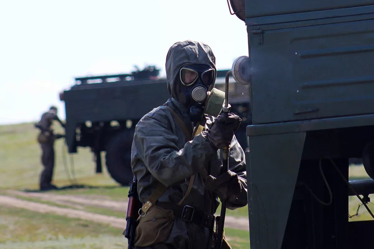 Спец войска рхбз. Пмк-4 ратник. Войска радиационной, химической и биологической защиты (рхбз). Военный противогаз пмк ратник. Войска биологической защиты рф.