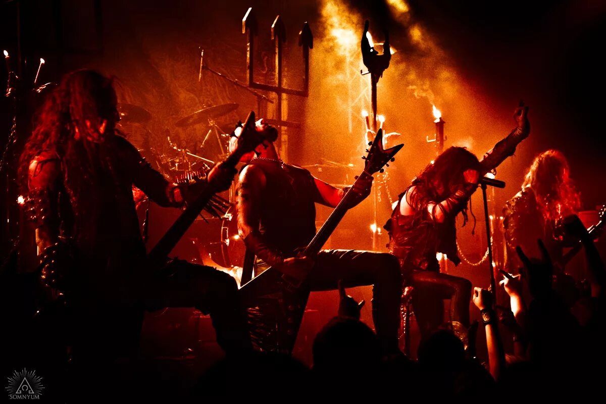 Концерты метал групп. Блэк метал группа ватейн. Black Metal концерт. Watain Lawless Darkness 2010.