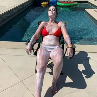 People who liked Geo Antoinette's feet, also liked.