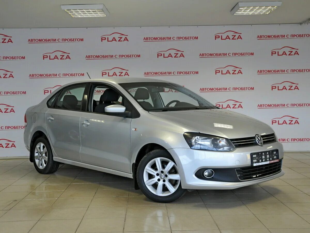 Фольксваген поло 2012 года купить. Volkswagen Polo 2012 1.6 at 105 серебристый. Фольксваген поло 2012 года. Volkswagen Polo 2012 года автомат. Volkswagen Polo v 1.6 at (105 л.с.) серебристый с пробегом.