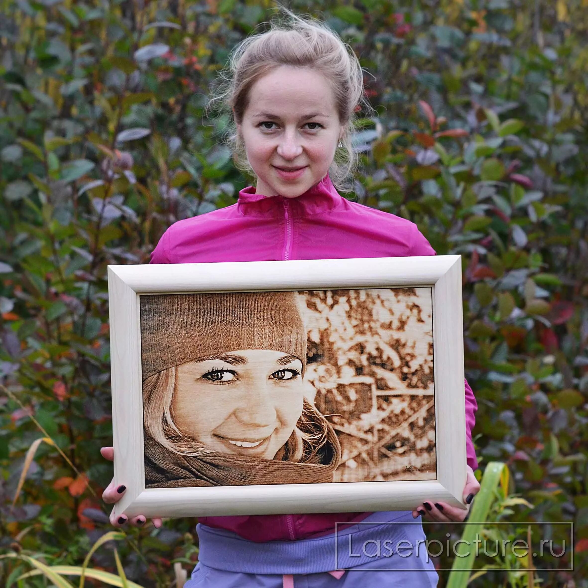 выжигание по дереву на заказ. выжигание по дереву портреты. выжигание на дереве. выжигание по дереву портреты. портрет на фанере.