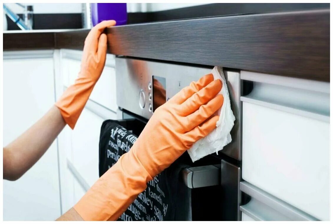 Мытье деревянных досок. Мытье кухонного гарнитура. Как отмыть стол. Мытье поверхностей. Протирание поверхности мебели.