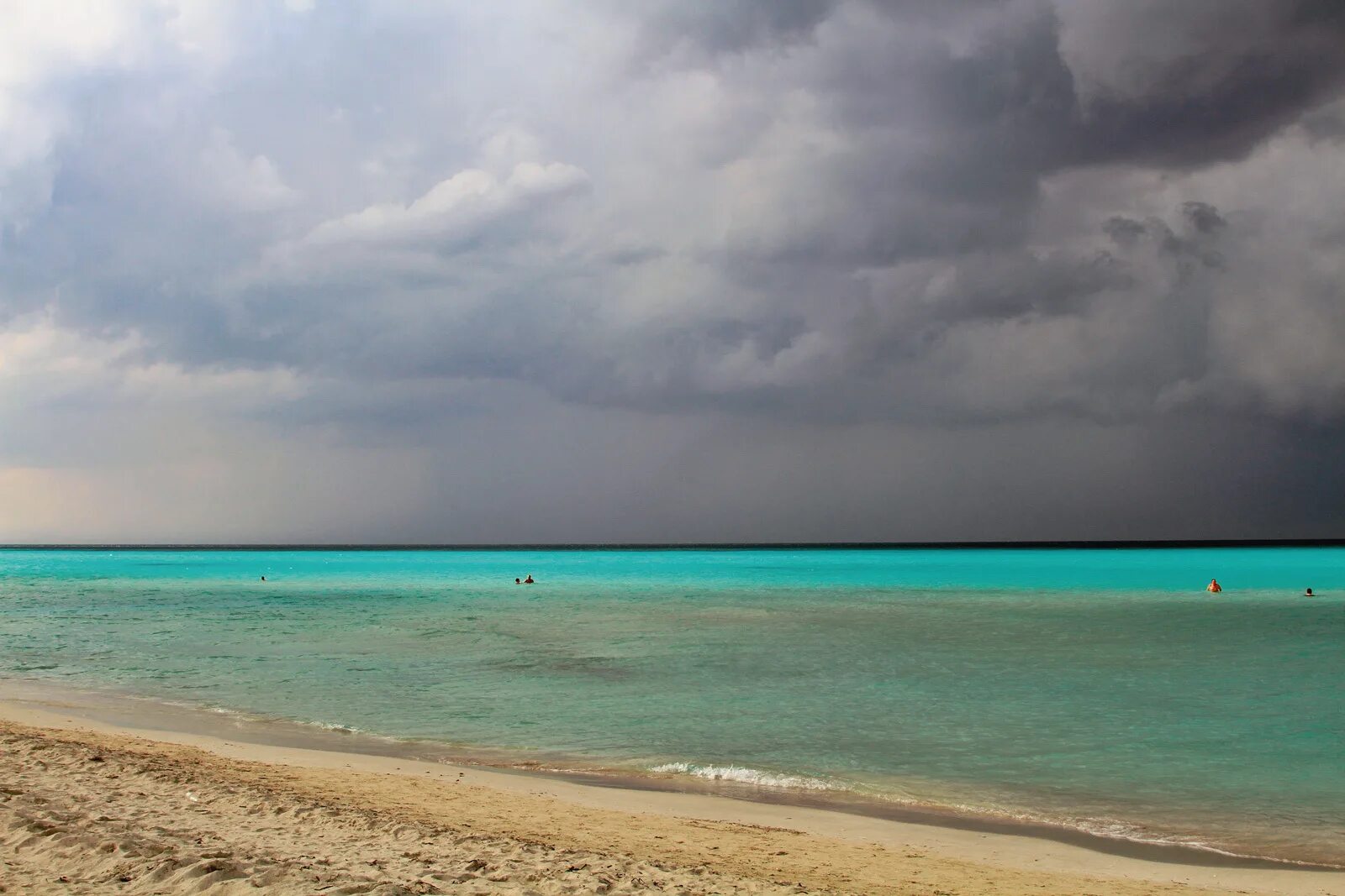 Варадеро погода сегодня. Куба пляж Варадеро. Куба Варадеро океан. Мексиканский залив Варадеро. Пляжи Кубы Варадеро.