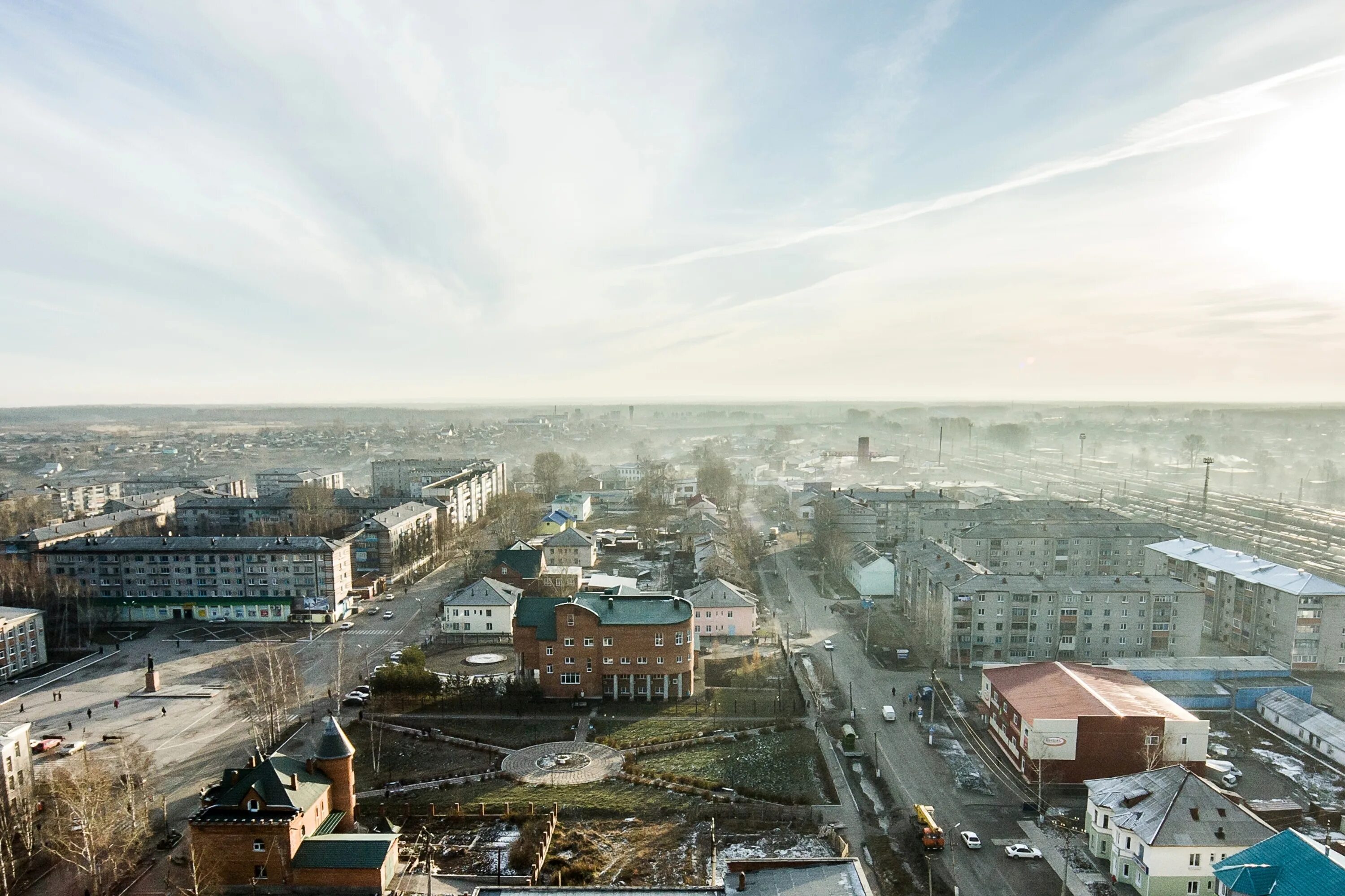 город тайга кемеровская область поселок таежный. улица привокзальная тайга. таежные деревни красноярского края. фапы в кузбассе. посёлок октябрьский красноярский край богучанский район.