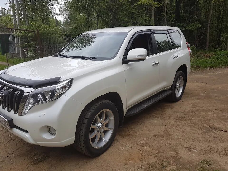 Купить прадо в новгороде. Toyota Land Cruiser Prado 3.0. Toyota Prado 150 gr II. Toyota Land Cruiser Prado 150 VIN. Toyota Land Cruiser Prado 2008 White.