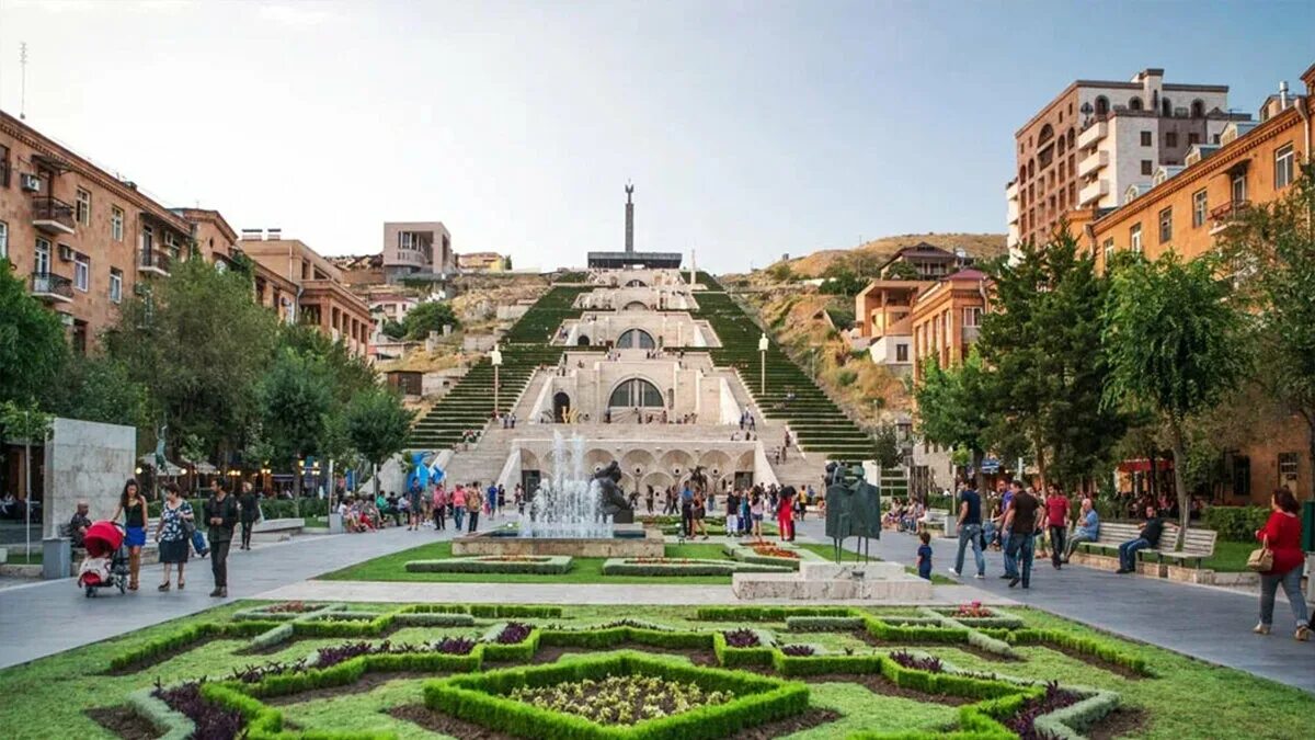 S armenia. Армения Ереван. Ереванский Каскад Армения. Ереванский Каскад достопримечательности Еревана. Комплекс Каскад Ереван.