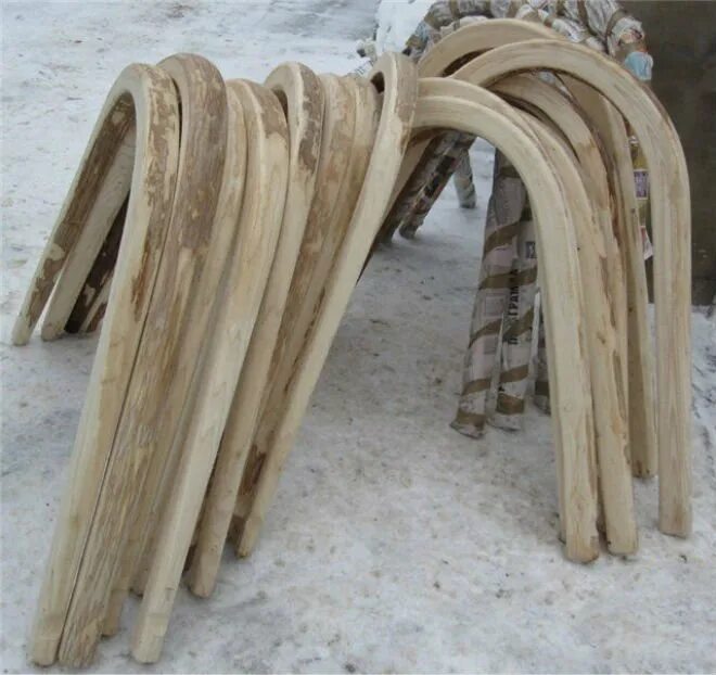 Дуга для лошади. Конские дуги. Дуга хомут для лошади. Дуга в упряжи лошади. Расписные дуги для лошади.
