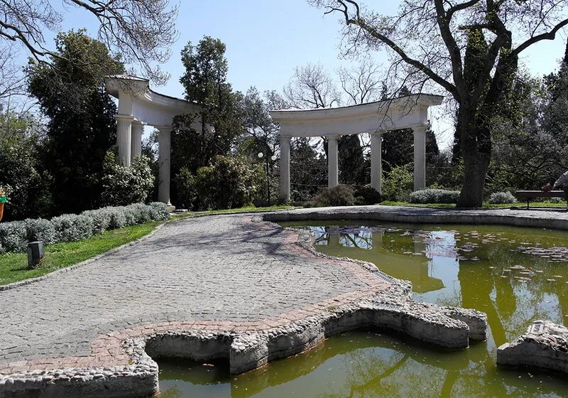 приморский парк гагарина ялта. а. приморский парк ялта. приморский парк им. гагарина.