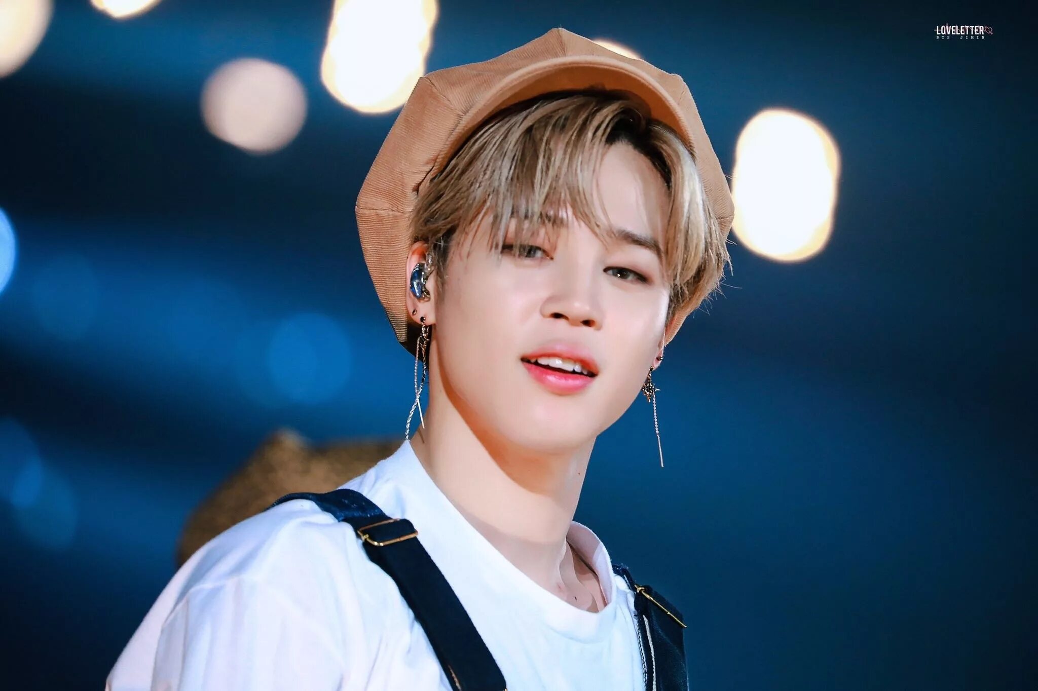 Jimin e bts. Чимин бтс. Bts чимин. Чимин из бтс. Bts чимин.