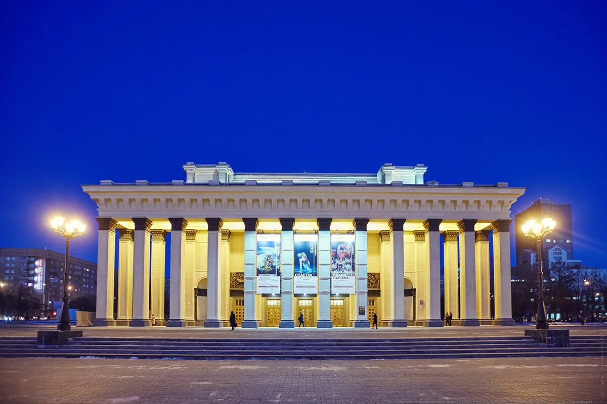 Сайт оперный новосибирск. Новосибирский академический театр оперы и балета новосибирск. Театр опера балет новосибирск. Новосибирский музыкальный театр. Новосибирский театр оперы и балета новосибирск.
