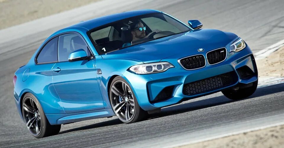 Bmw m обзор. Bmw m2 2022. Bmw m обзор. Bmw m2 competition 2020. Bmw m2 competition 2018.
